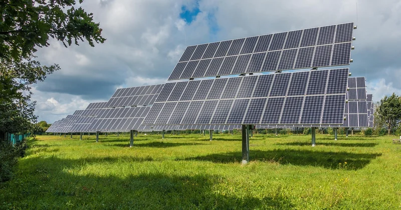 Energieeffizienz steigern: Erneuerbare Energien und smarte Technologien